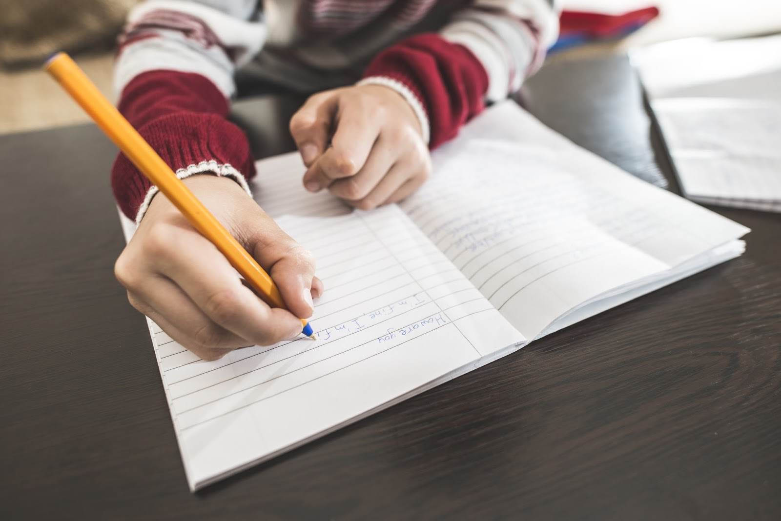 5 Tips for Writing a Scholarship Essay Social Overdoze